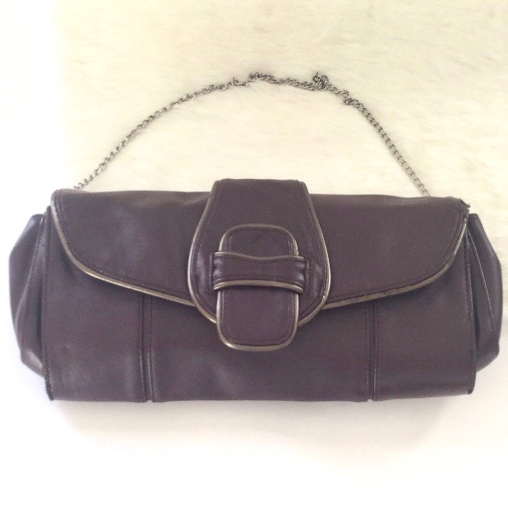 Daisy Fuentes burgandy clutch evening bag